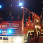 Dimenticano la stufa accesa e scoppia incendio in casa. Paura in prima serata